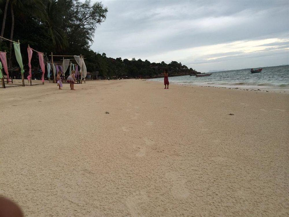 Haad Yao Resort Bagian luar foto