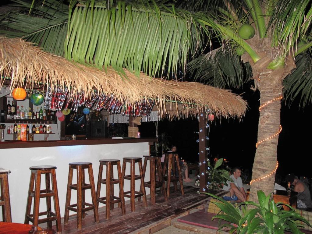 Haad Yao Resort Bagian luar foto